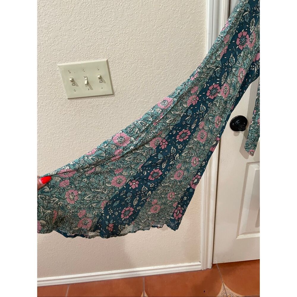 Free People BALI Sultry Bohemian Flare pant size small - Picture 4 of 6